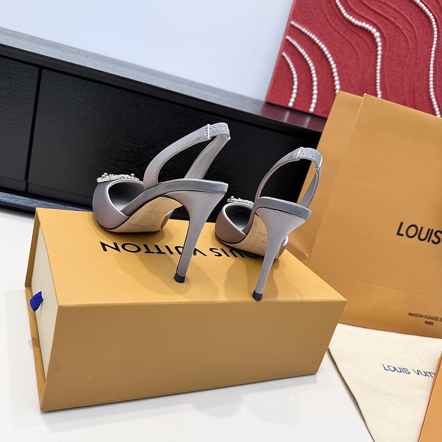 Women's high heels